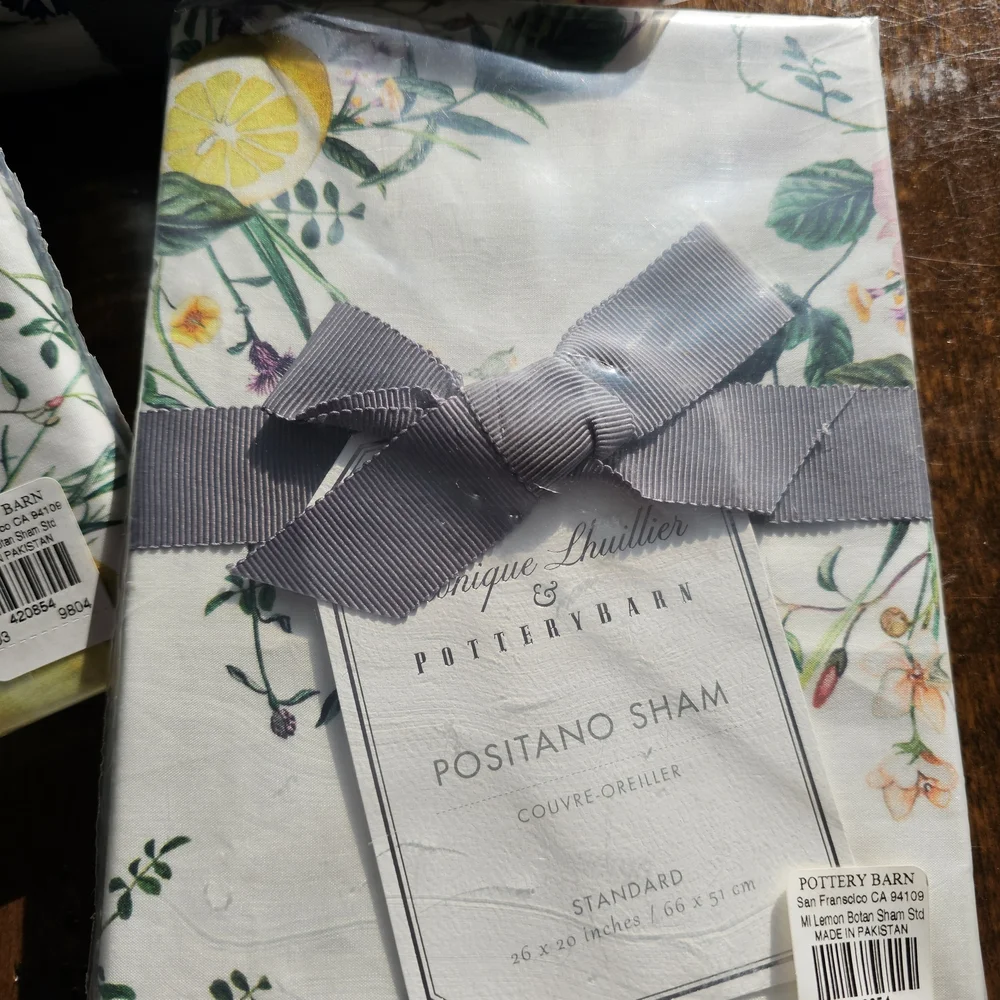 Pottery Barn Floral Positano Duvet And 2 Shams Standard - Full/Queen